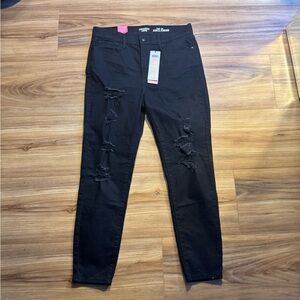 Denizen from Levi's Distressed Black Jeggings
